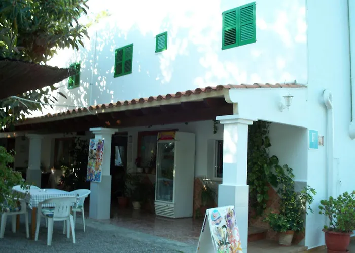 Pension Las Tres Golondrinas